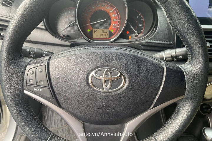 Toyota Yaris 2015