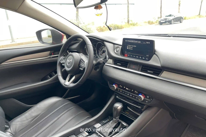 Mazda 6 2.0L Premium GTCCC 2022