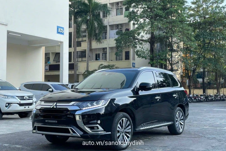 Mitsubishi Outlander 2022